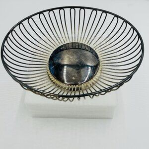 Godinger Wire Bread Basket Silver Plated Fruit Bowl 10” X 8.5” Oval Shaped Bowl